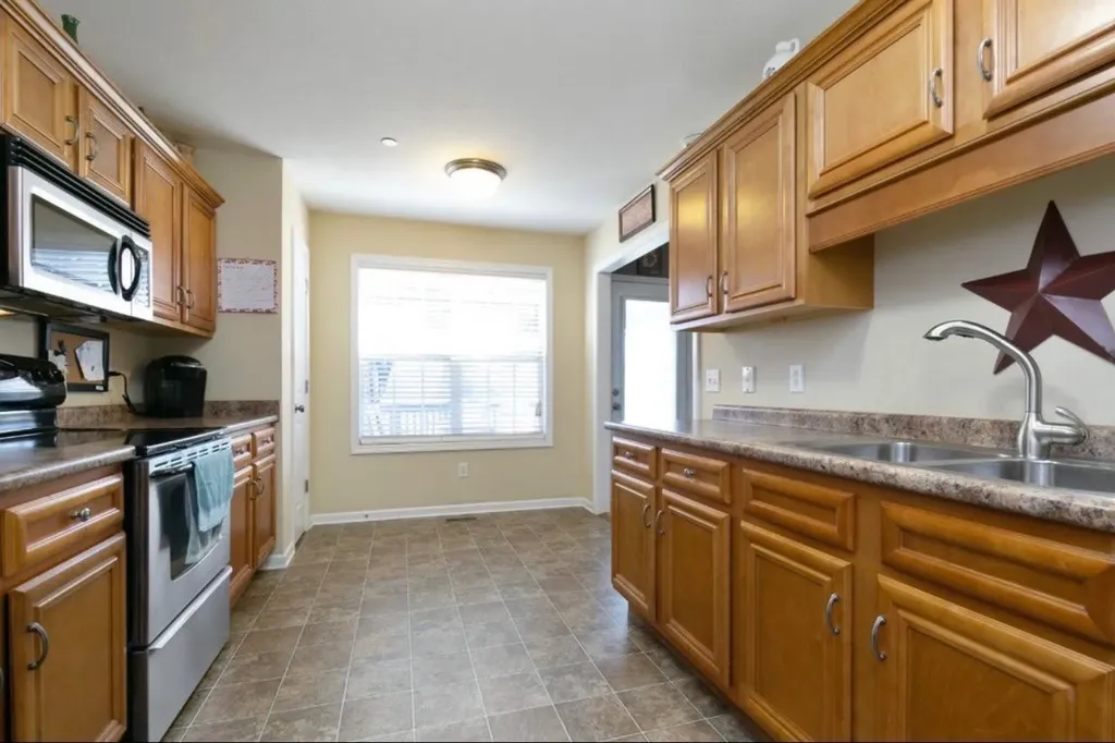 266 Glenda Court Pleasant View TN 37146