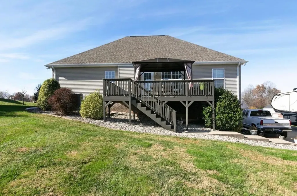 266 Glenda Court Pleasant View TN 37146