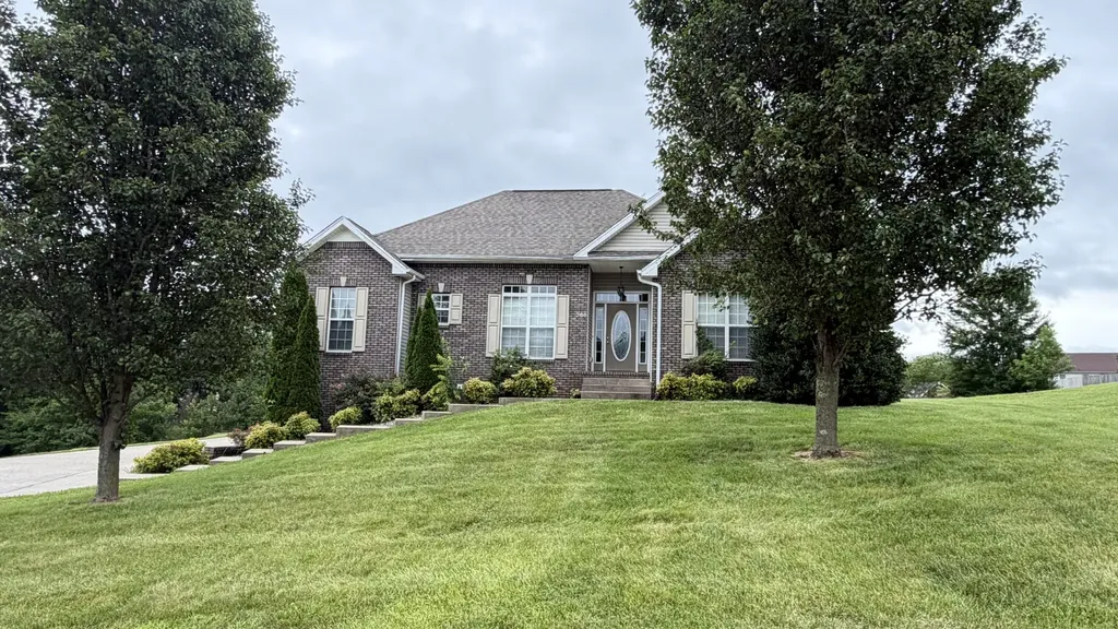 266 Glenda Court Pleasant View TN 37146