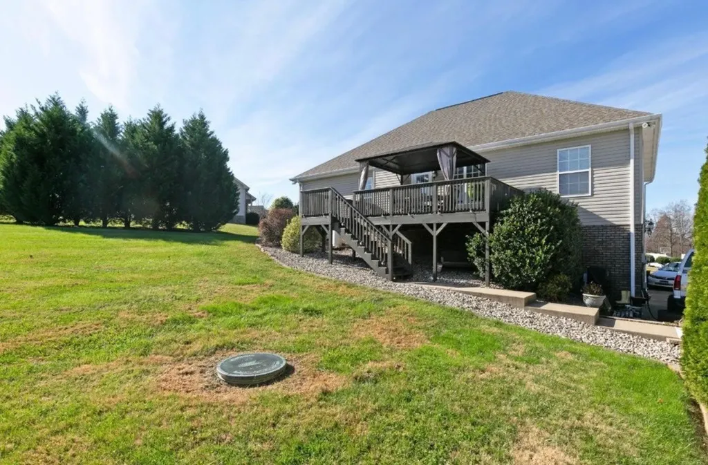 266 Glenda Court Pleasant View TN 37146