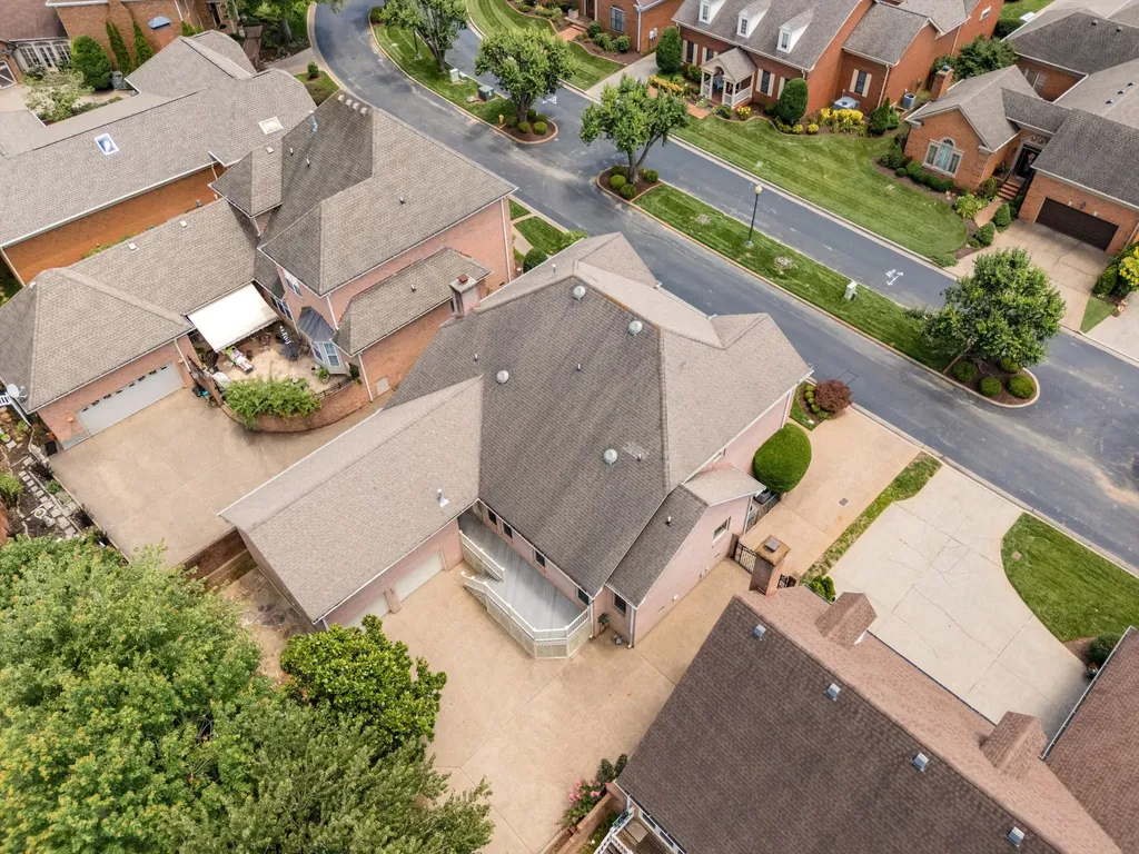 111 Carriage Way Hendersonville TN 37075