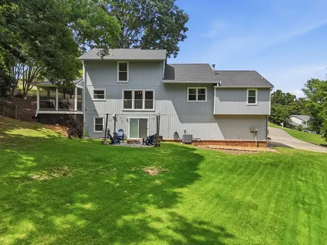 1706 Colonial Way Circle Hixson TN 37343