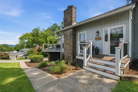 1706 Colonial Way Circle Hixson TN 37343
