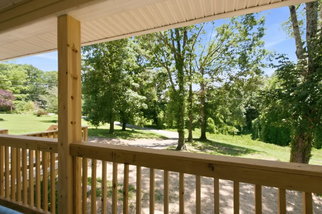 550 Central Avenue White Bluff TN 37187