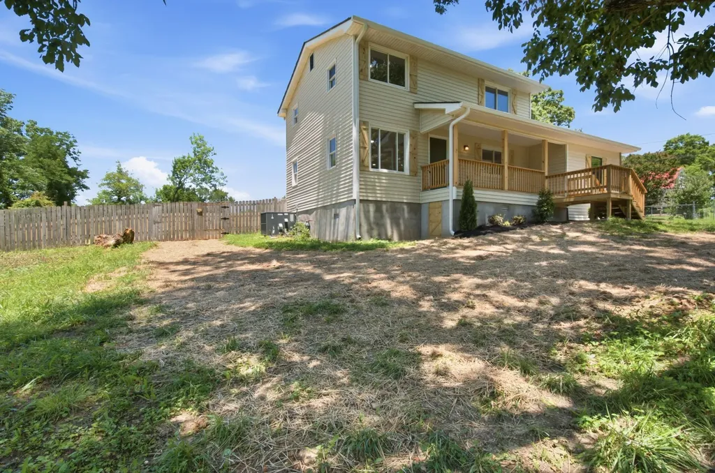 550 Central Avenue White Bluff TN 37187