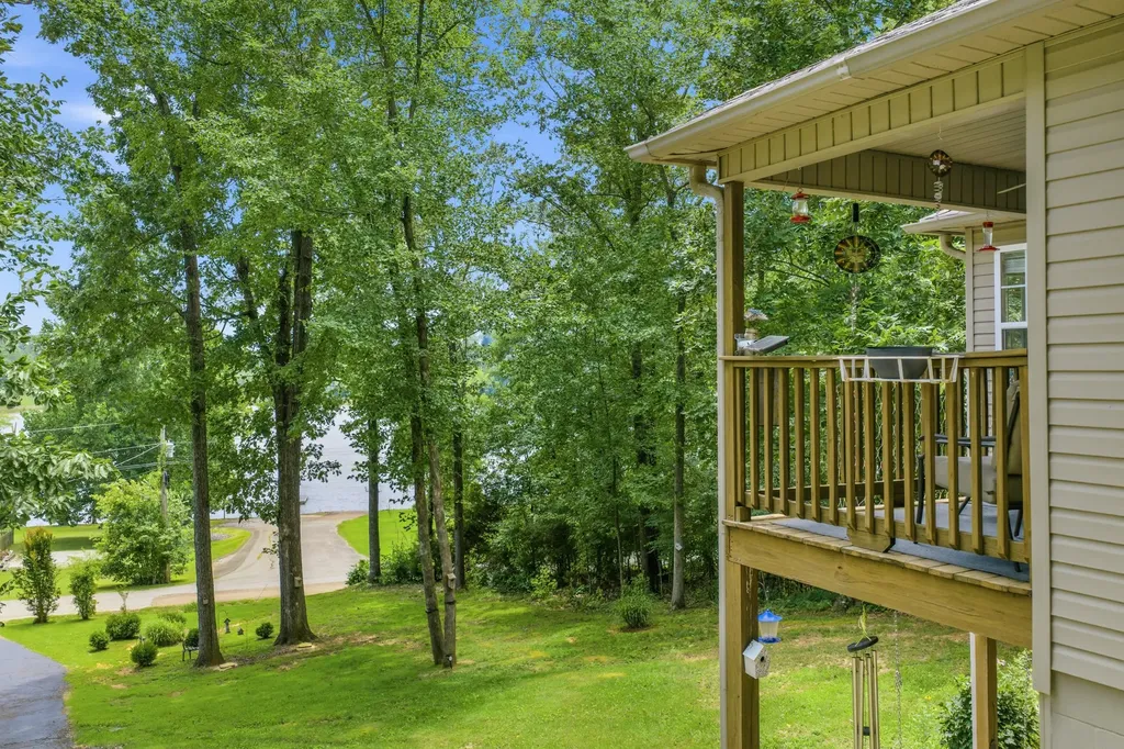 300 Featherfoot Parkway Loop Parsons TN 38363