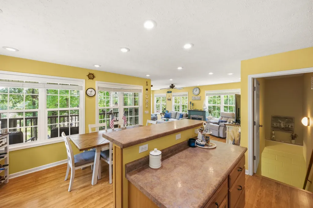 300 Featherfoot Parkway Loop Parsons TN 38363