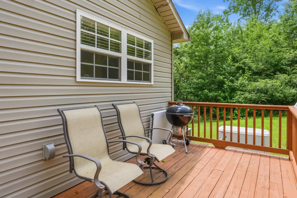 300 Featherfoot Parkway Loop Parsons TN 38363