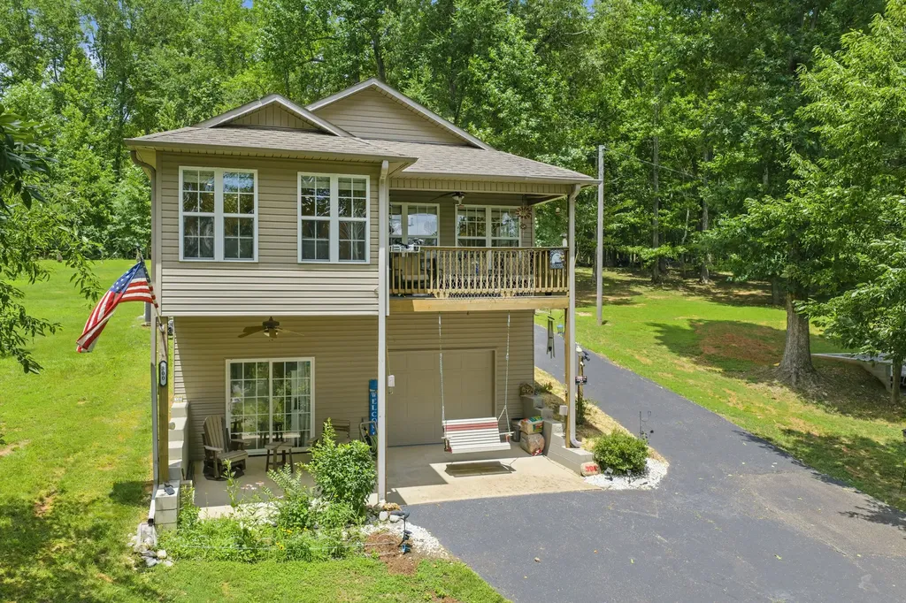 300 Featherfoot Parkway Loop Parsons TN 38363
