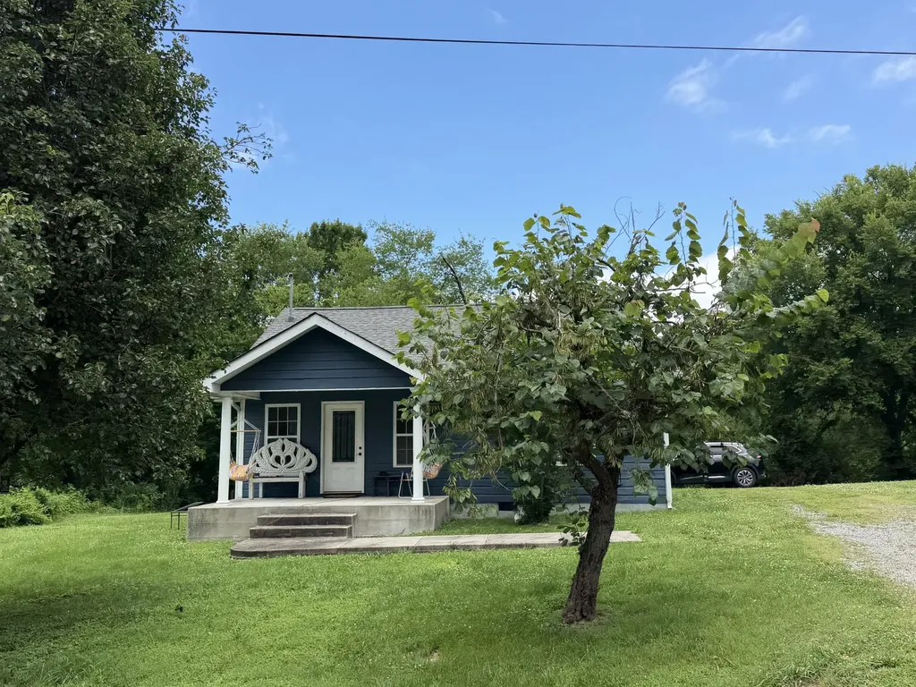 2635 Highway 130, E Shelbyville TN 37160