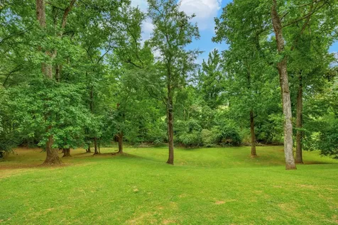 3350 Oak Burr Drive Chattanooga TN 37419