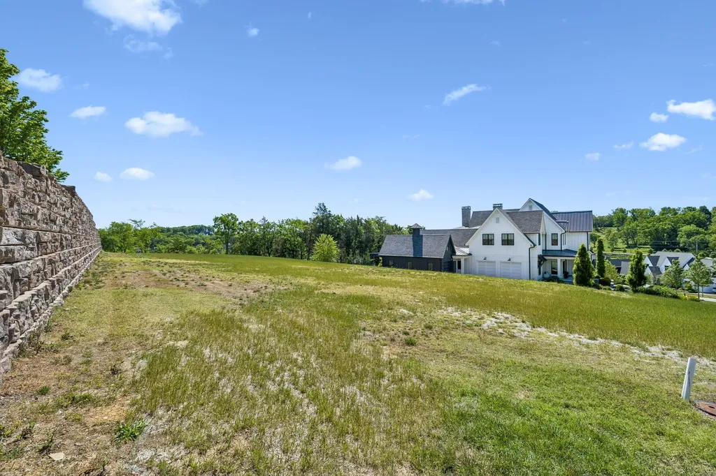 9120 Sawtooth Lane College Grove TN 37046