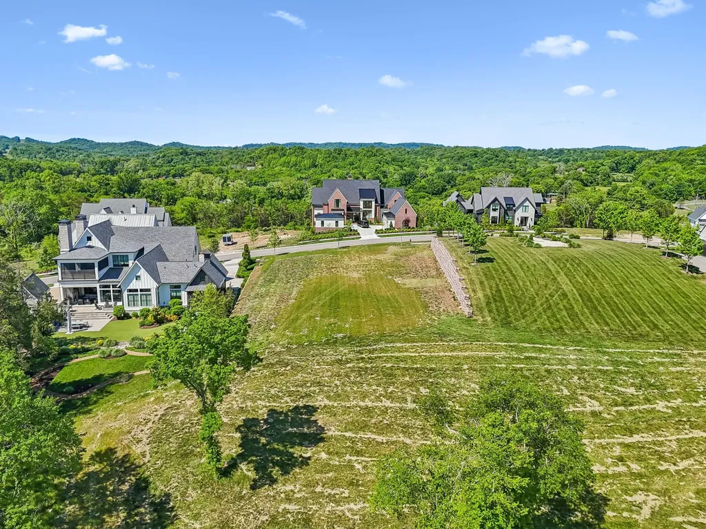 9120 Sawtooth Lane College Grove TN 37046