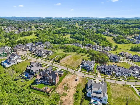 9120 Sawtooth Lane College Grove TN 37046