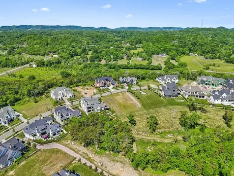 9120 Sawtooth Lane College Grove TN 37046