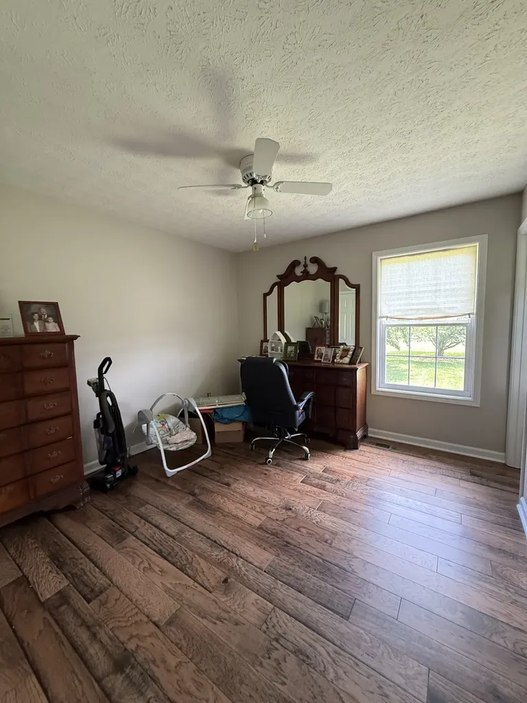242 Kay Circle Lafayette TN 37083
