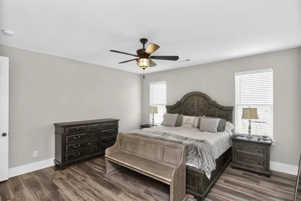 869 Plowson Road Mount Juliet TN 37122