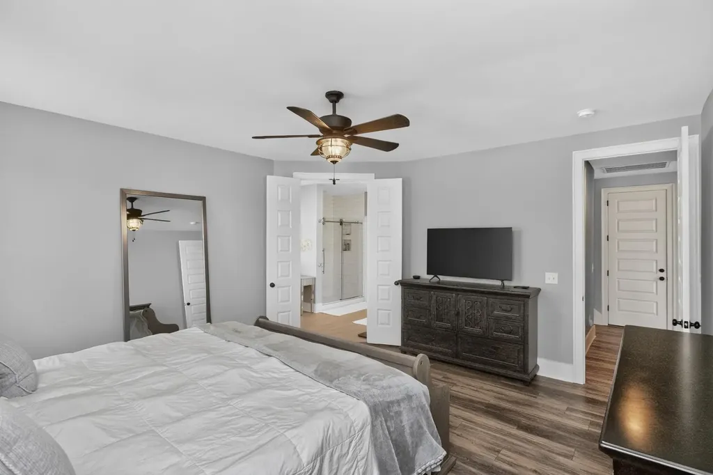 869 Plowson Road Mount Juliet TN 37122