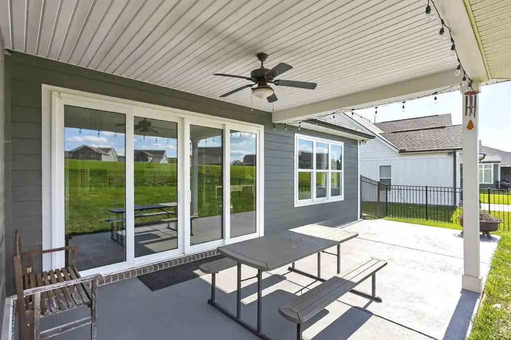 869 Plowson Road Mount Juliet TN 37122