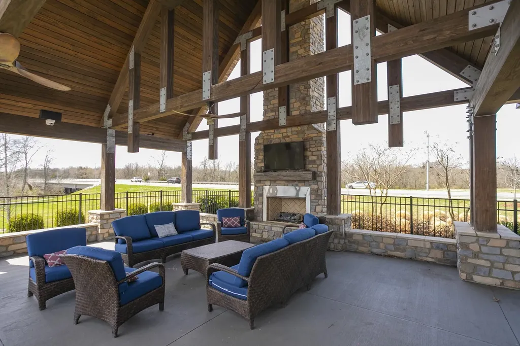 869 Plowson Road Mount Juliet TN 37122
