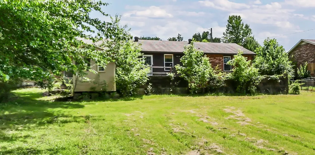 777 Helton Drive Clarksville TN 37042