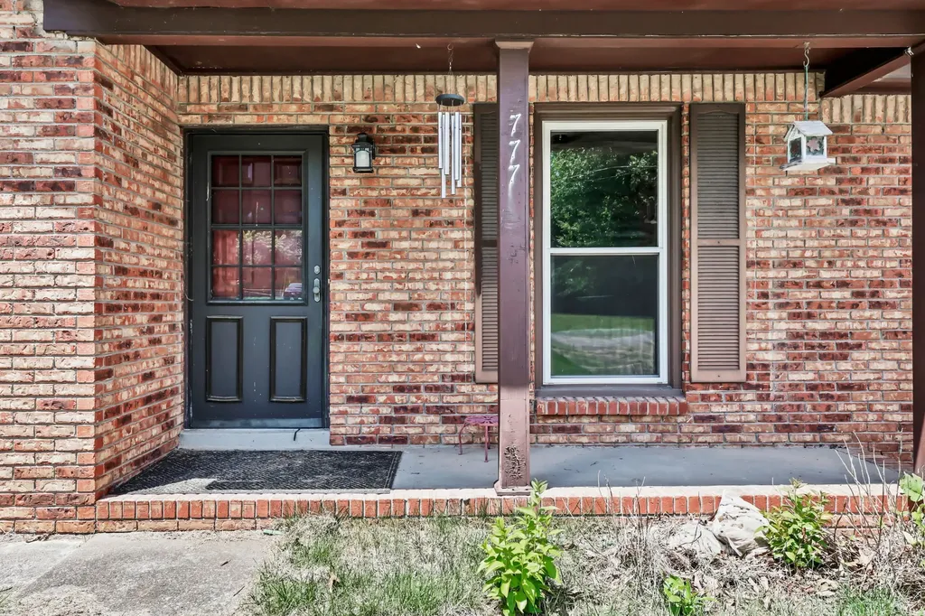 777 Helton Drive Clarksville TN 37042