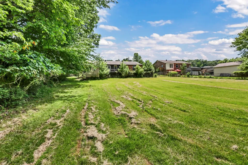 777 Helton Drive Clarksville TN 37042