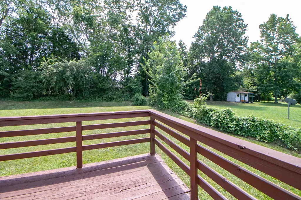 613 Joshua Drive Clarksville TN 37042