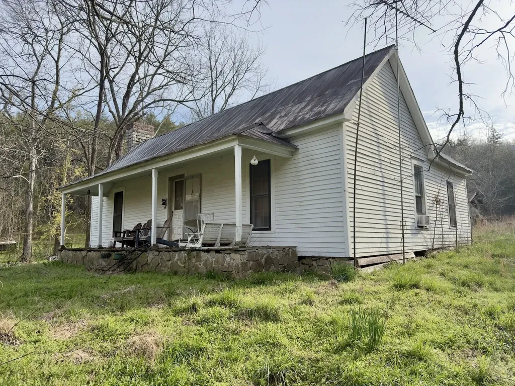 3780A Hurricane Creek Road Woodbury TN 37190