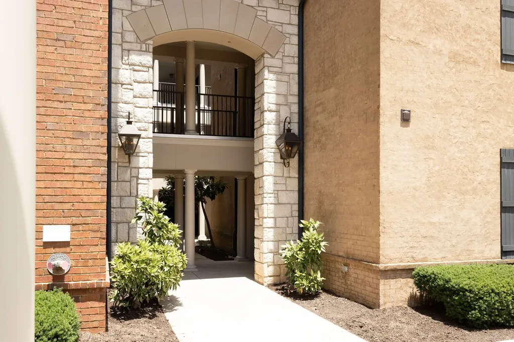 311 Seven Springs Way Brentwood TN 37027