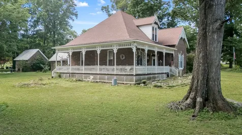 310 S High Street Petersburg TN 37144