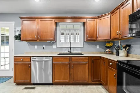 54 Victoria Drive Cadiz KY 42211