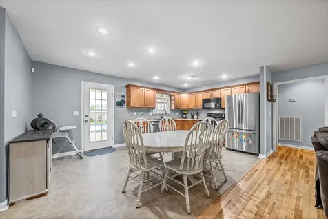 54 Victoria Drive Cadiz KY 42211