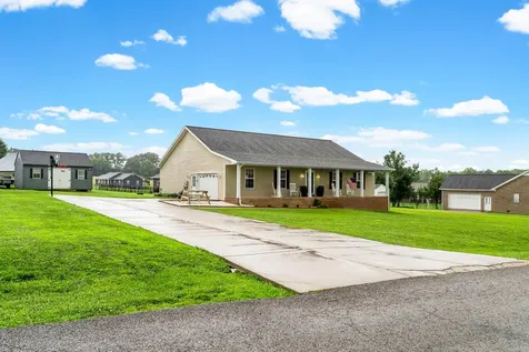 54 Victoria Drive Cadiz KY 42211