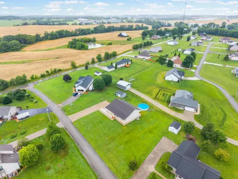 54 Victoria Drive Cadiz KY 42211