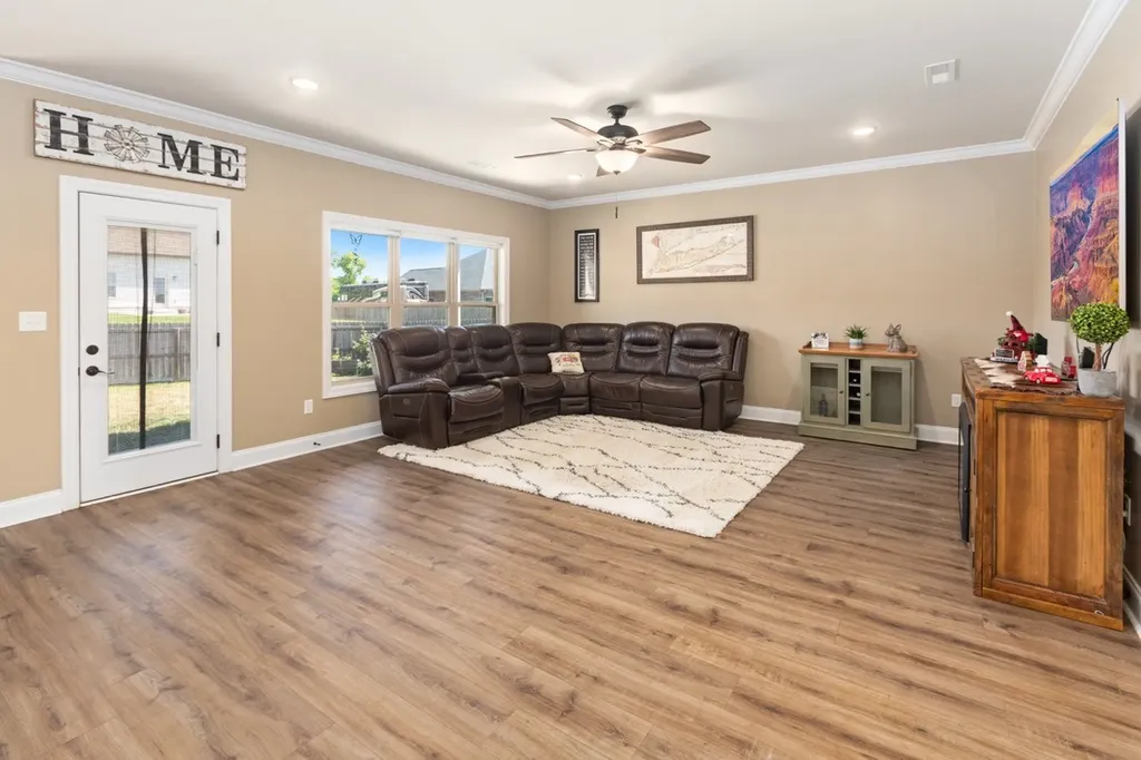 2608 Etna Drive Chapel Hill TN 37034