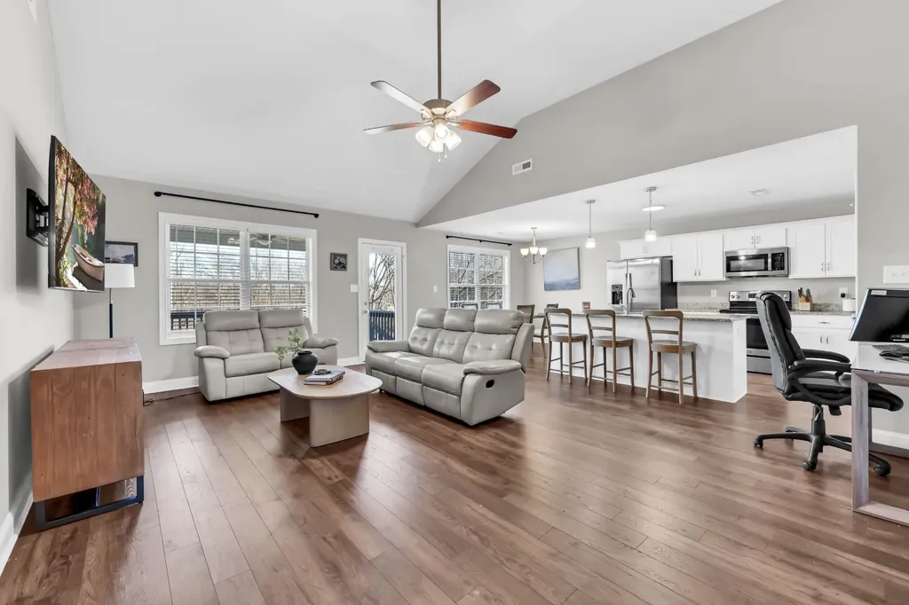 533 Lucky Lane Clarksville TN 37042