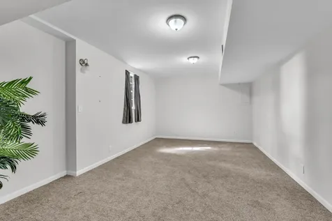 810 R S Bradley Boulevard Clarksville TN 37042
