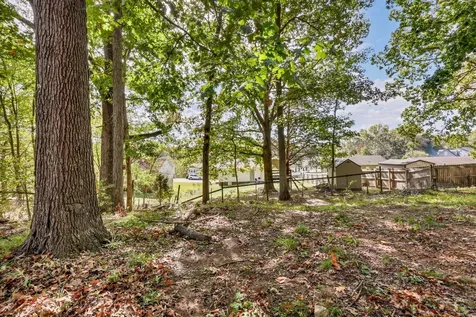 810 R S Bradley Boulevard Clarksville TN 37042