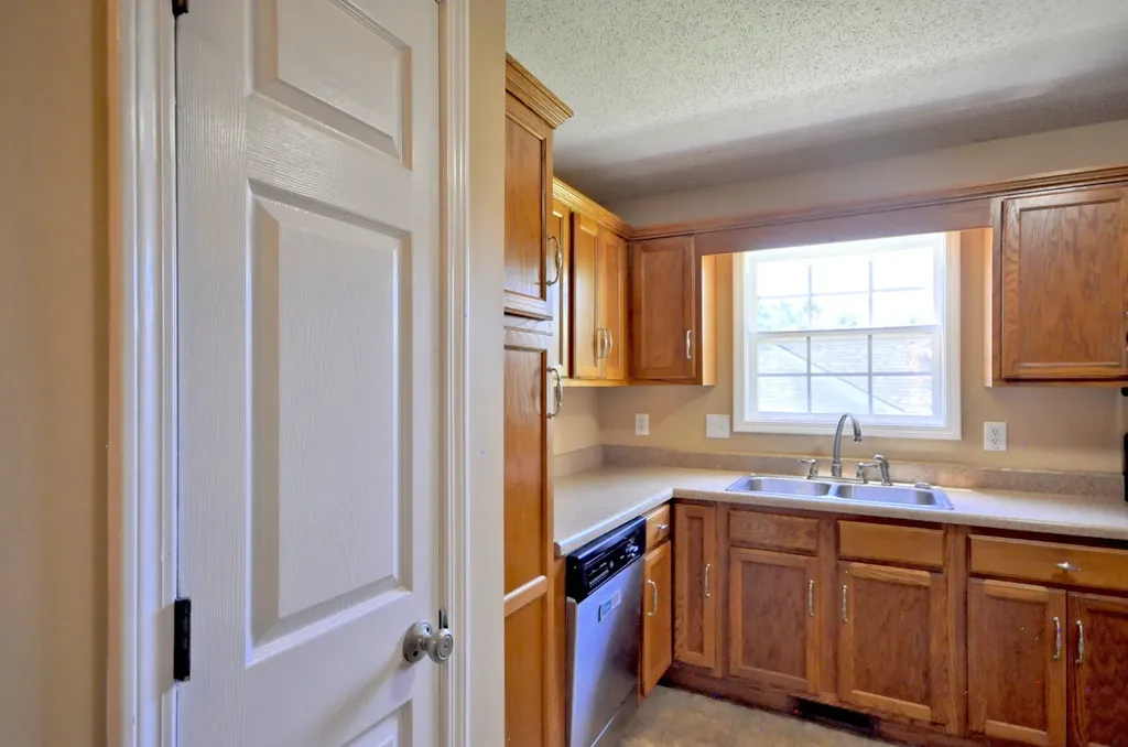 3517 Barkers Mill Road Clarksville TN 37042