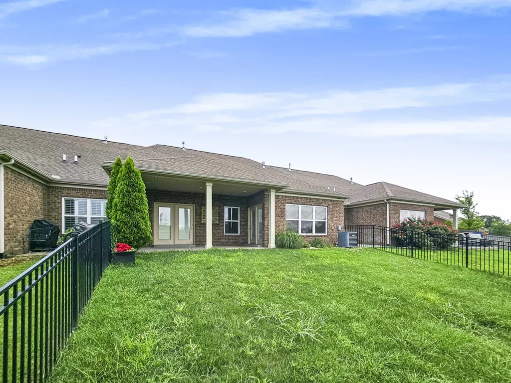 835 Meadowcrest Way Lebanon TN 37090