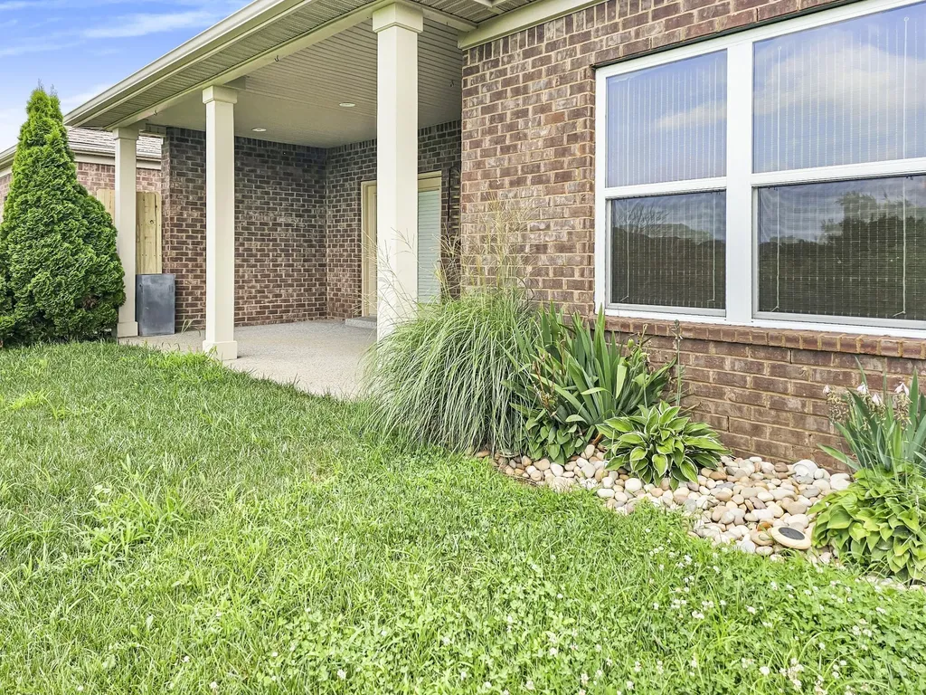 835 Meadowcrest Way Lebanon TN 37090