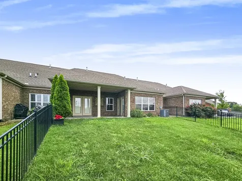 835 Meadowcrest Way Lebanon TN 37090