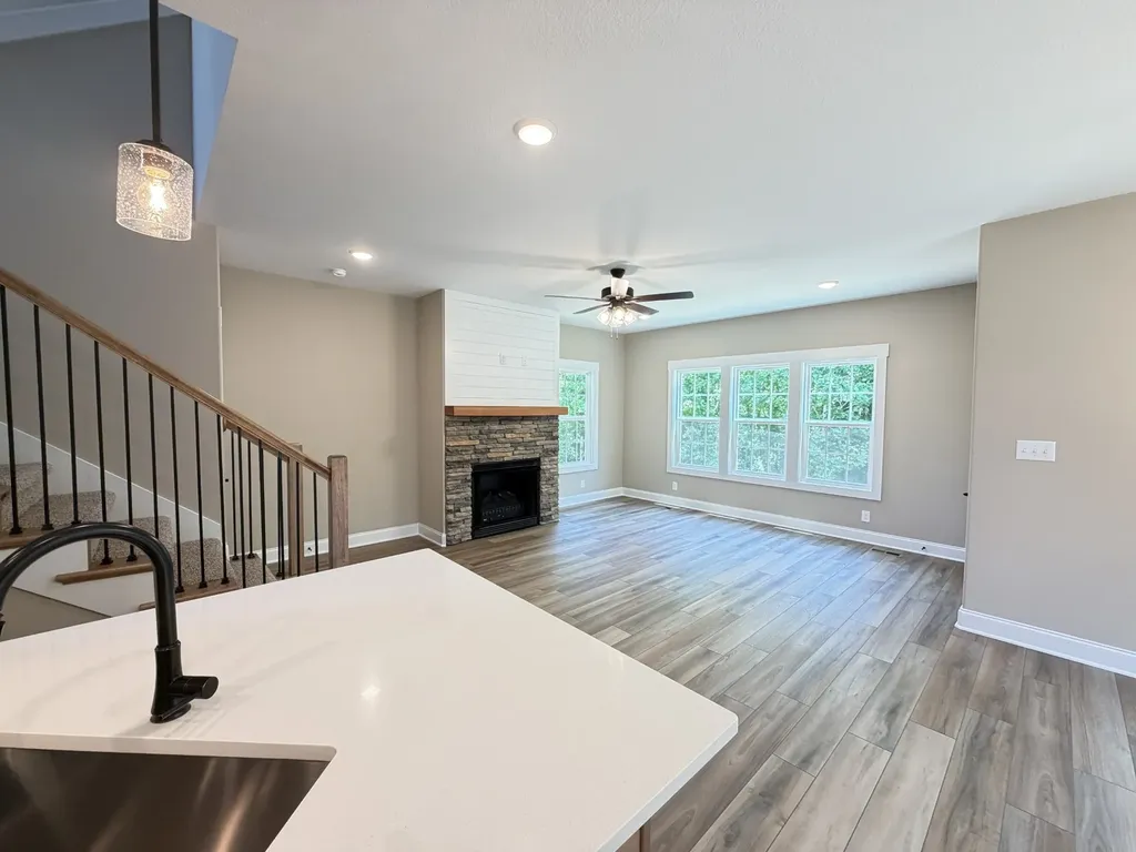 120 Hummingbird Way Clarksville TN 37043