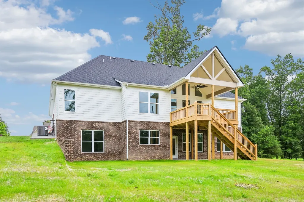 210 Cascade Drive Winchester TN 37398
