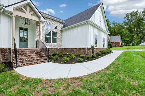210 Cascade Drive Winchester TN 37398