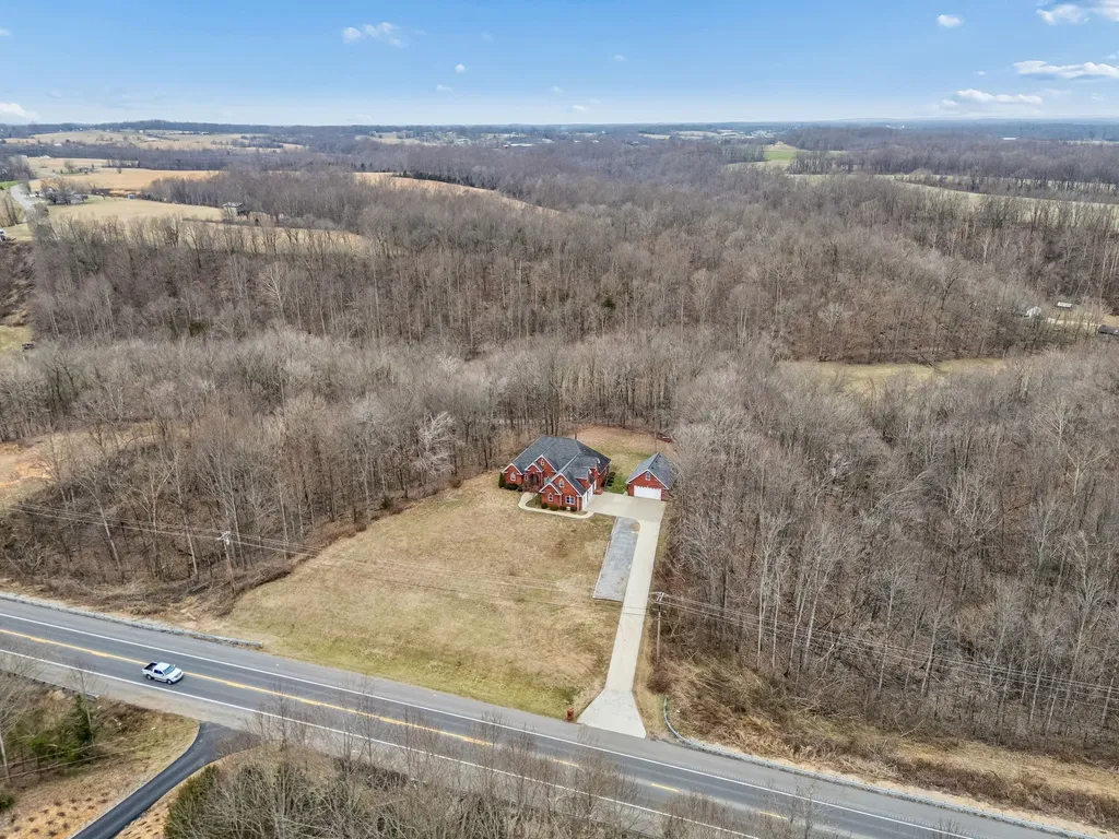 5140 Highway 52, W Lafayette TN 37083