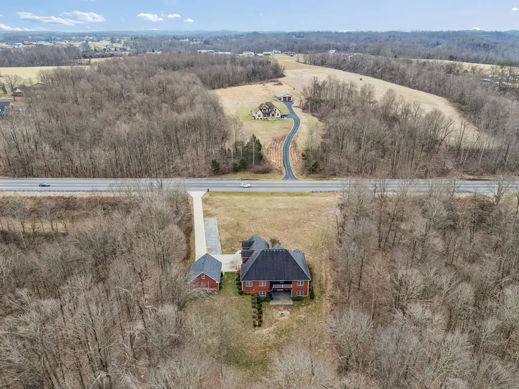 5140 Highway 52, W Lafayette TN 37083