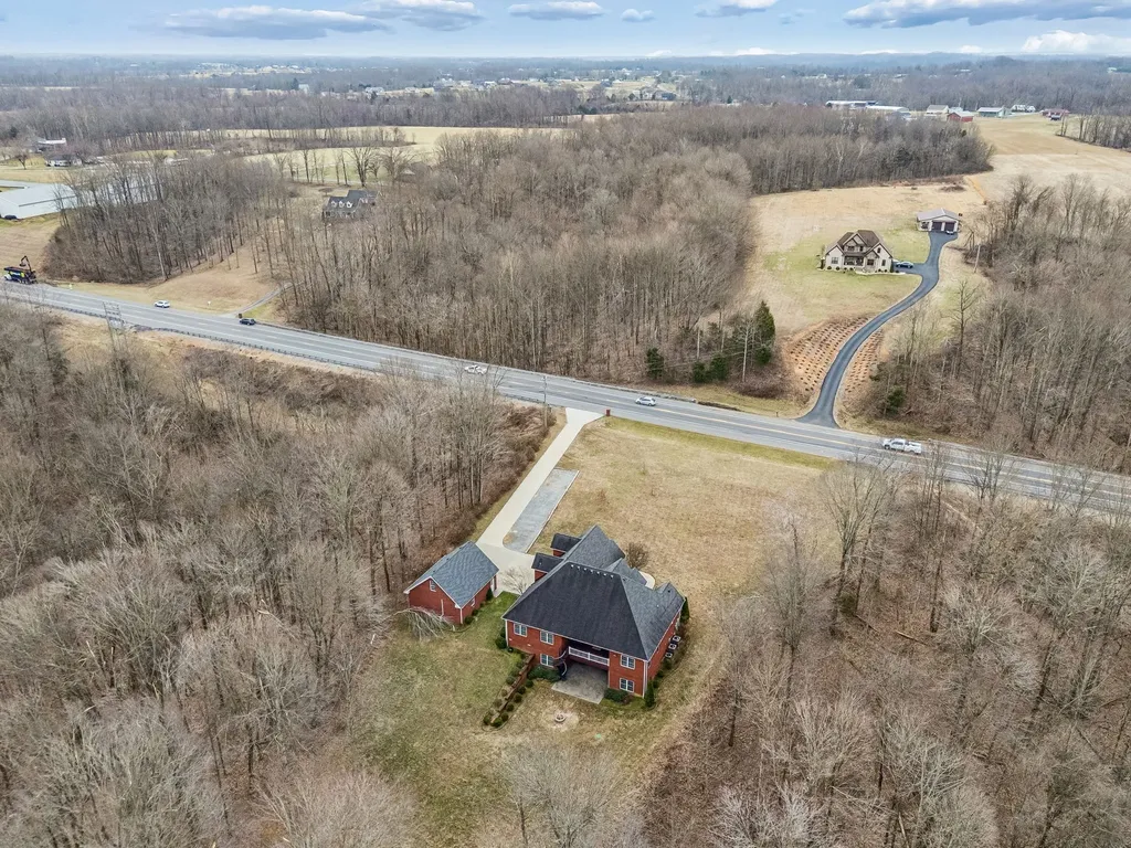 5140 Highway 52, W Lafayette TN 37083