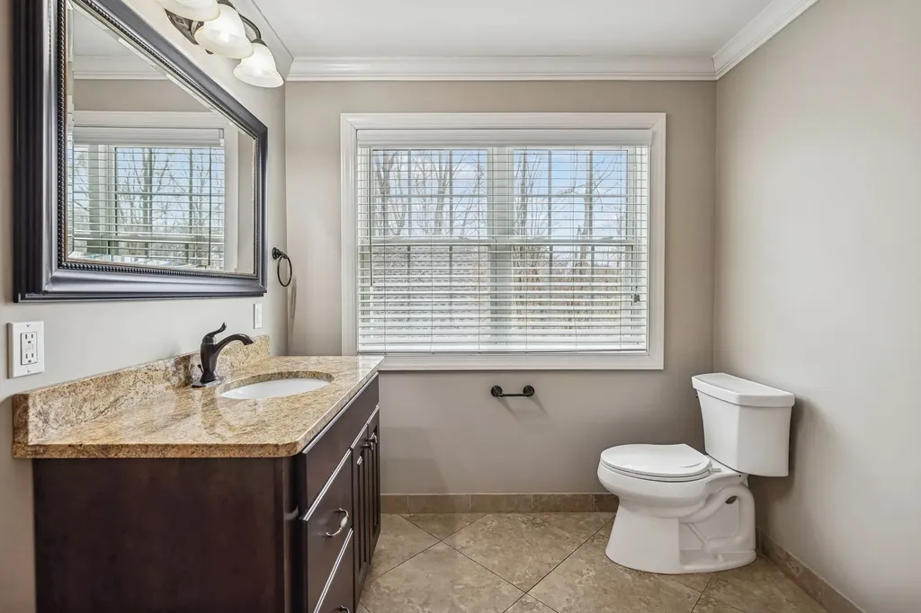 5140 Highway 52, W Lafayette TN 37083